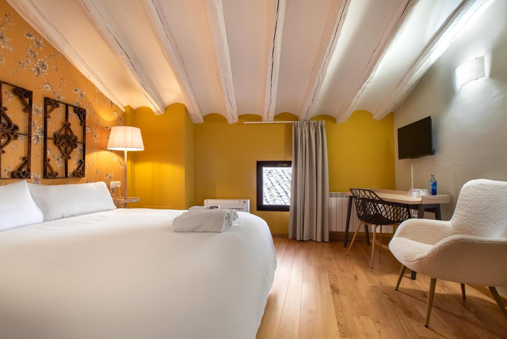 Hotel-Boutique By Gonzalo Sesma Cervera del Río Alhama Exteriör bild